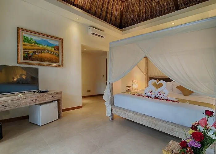 Anusara Luxury Villas *